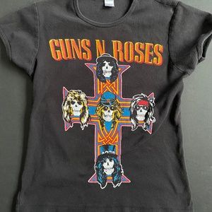 Women’s vintage Guns N’ Roses T shirt